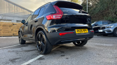 Volvo XC40 2.0 B4P Ultra Black Edition 5dr Auto Petrol Estate